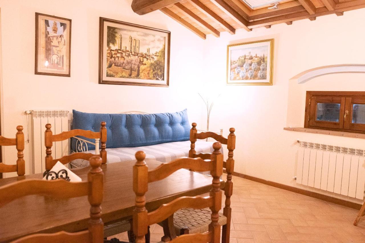 Casa Alle Monache Gambassi Terme Exteriör bild